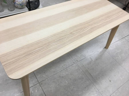生活家具のデスク