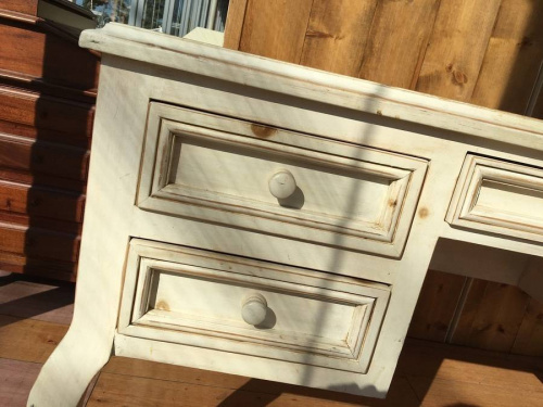 デスクのライティングデスク