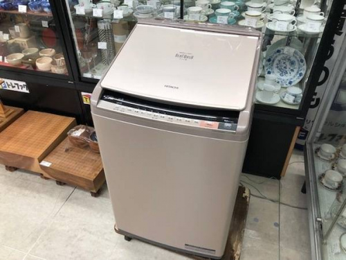 生活家電の洗濯乾燥機