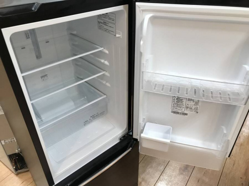 冷蔵庫の2ドア冷蔵庫