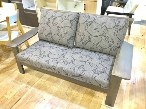 南大沢　家具のソファ