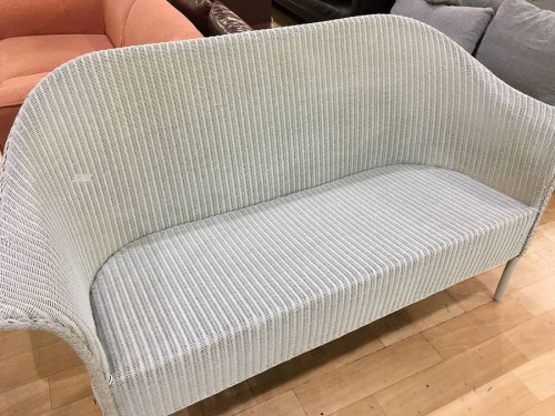 家具のソファ