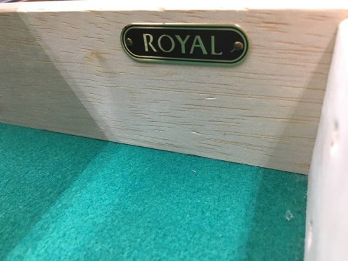 テーブルの中古家具