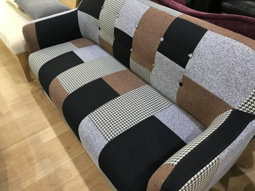 家具のソファ