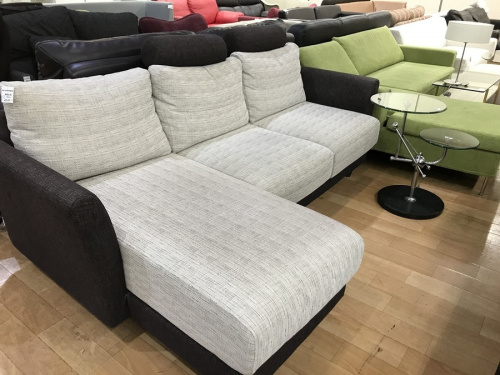 家具のソファ