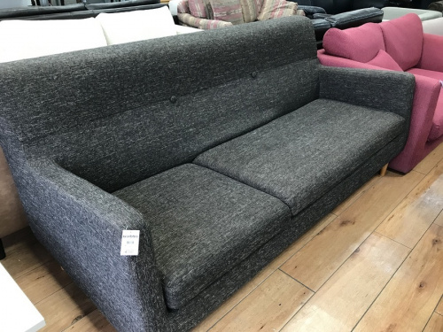 家具のソファ
