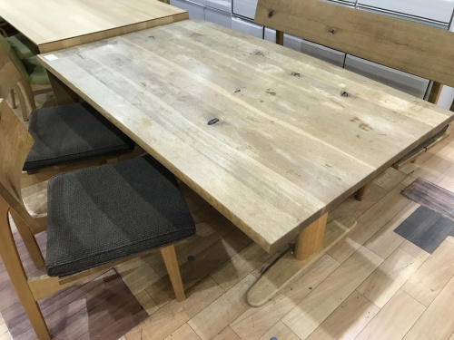 家具のダイニングセット