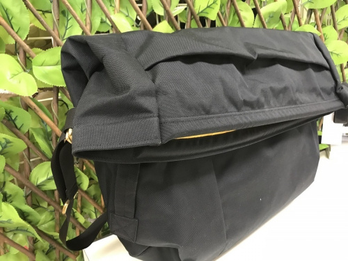 バッグのカメラバッグ