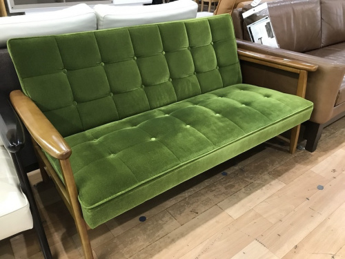 家具のソファ