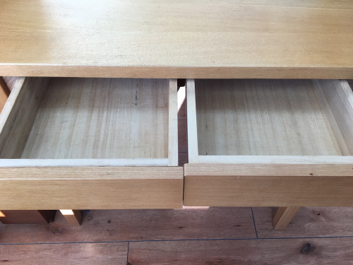ドレッサーの南大沢　家具