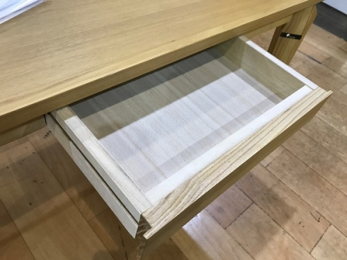 ローテーブルの南大沢　家具