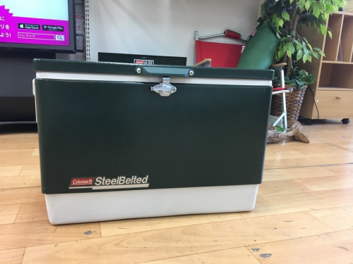 アウトドア用品のColeman