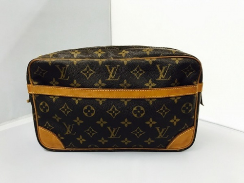 ブランド　バッグのLOUIS VUITTON　ルイ・ヴィトン