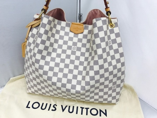 ブランド　バッグのLOUIS VUITTON　ルイ・ヴィトン