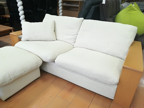 家具のソファ