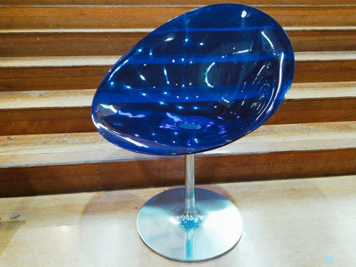 生活家具のイス