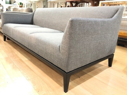 生活家具のソファ