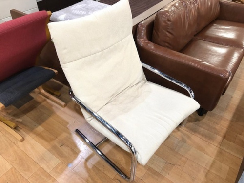生活家具のソファ
