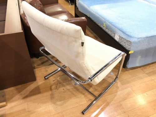 ソファのハイバックチェア