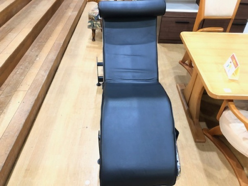 ソファのリプロダクト