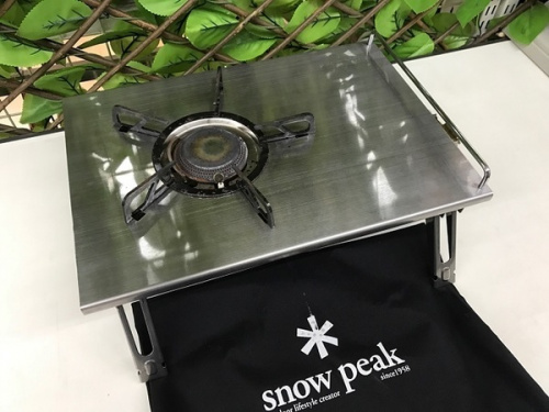 アウトドア用品のSNOWPEAK