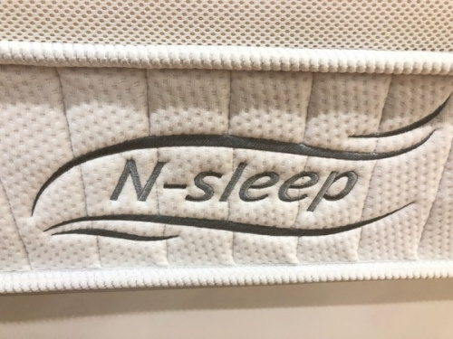 ベッドのセミダブル