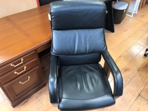 デスクチェアの本革