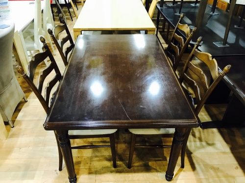 ダイニングセットのカリモク(karimoku)