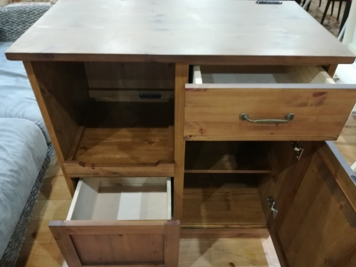 UNICOの八王子　家具