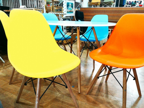 テーブルのダイニング6点セット