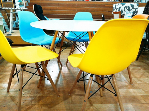 ホワイトの八王子　家具