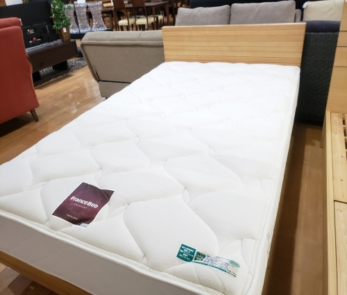ベッドのFrance Bed