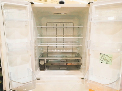 大型冷蔵庫　6ドア冷蔵庫の東芝　TOSHIBA