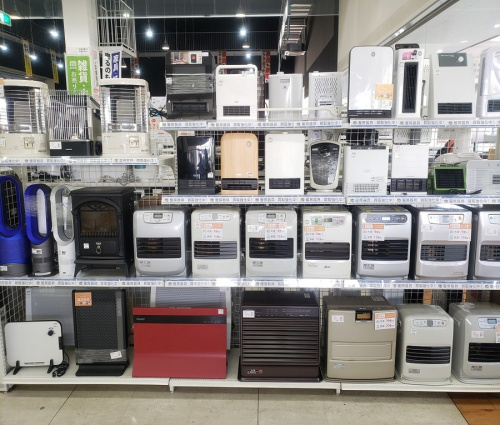 季節家電のストーブ ヒーター