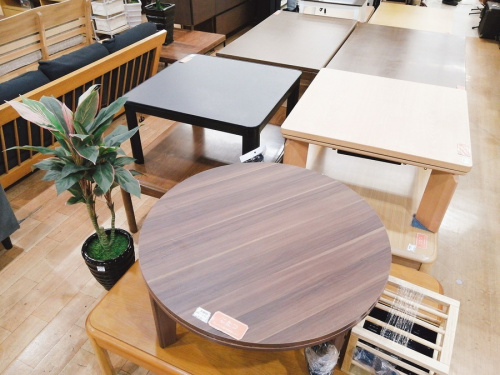 冬物家電　暖房家電のコタツ　ヒーター　ストーブ　加湿器　加湿空気洗浄機　