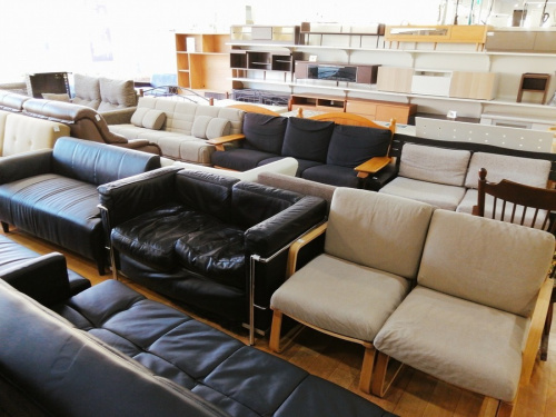 UNICO(ウニコ) LABORA(ラボラ)シリーズ！ダイニング5点セットが入荷