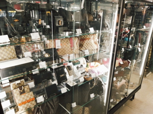 古着　バッグ　中古の時計　中古