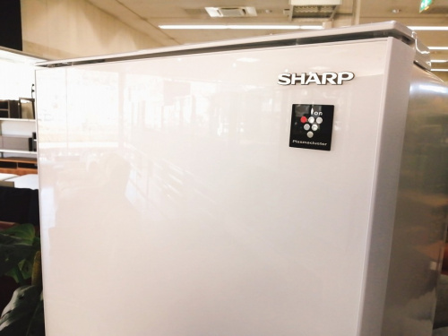 大型冷蔵庫 4ドア冷蔵庫のSHARP シャープ