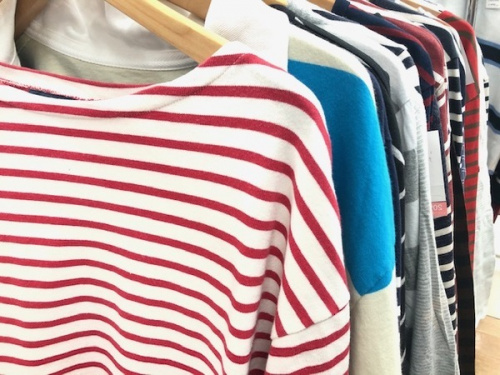 買取強化のシャツ　トレンチコート　カットソー