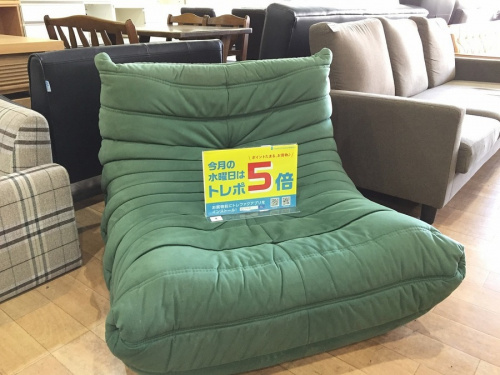 家具のソファ