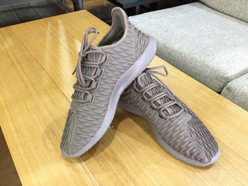 南大沢　八王子　スニーカー　中古の八王子　南大沢　スニーカー　買取