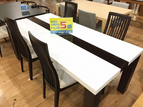 家具のダイニングセット