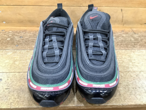 スニーカーのNIKE ナイキ