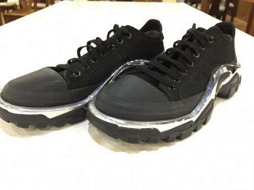 スニーカーのRaf Simons ラフシモンズ