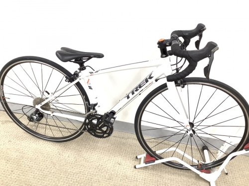 スポーツ用品の自転車