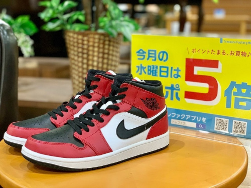 メンズファッションのスニーカー