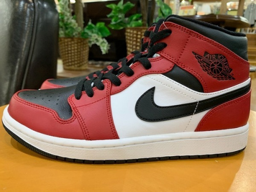 スニーカーのNIKE ナイキ