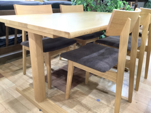 キツツキのダイニング