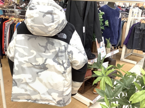 ノースフェイスのバルトロ