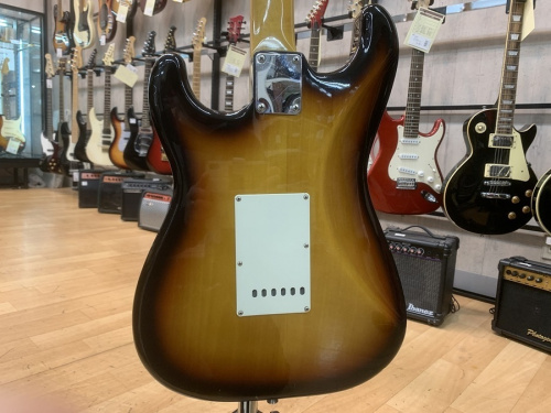fender japanのフェンダージャパン
